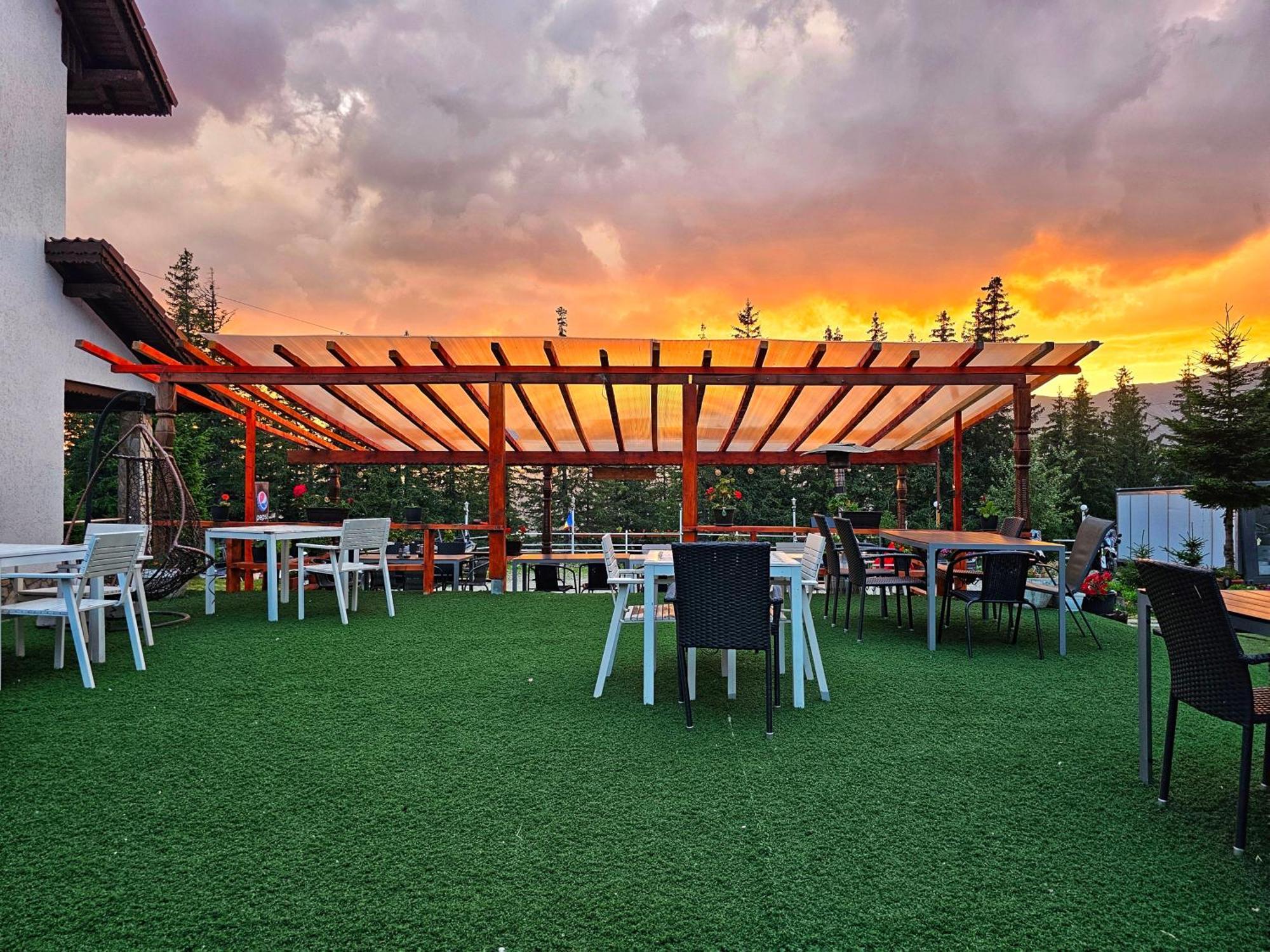 Cetina Hotel รานกา ภายนอก รูปภาพ
